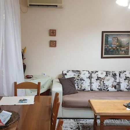 Valentina'S Apartment Tirana Zewnętrze zdjęcie