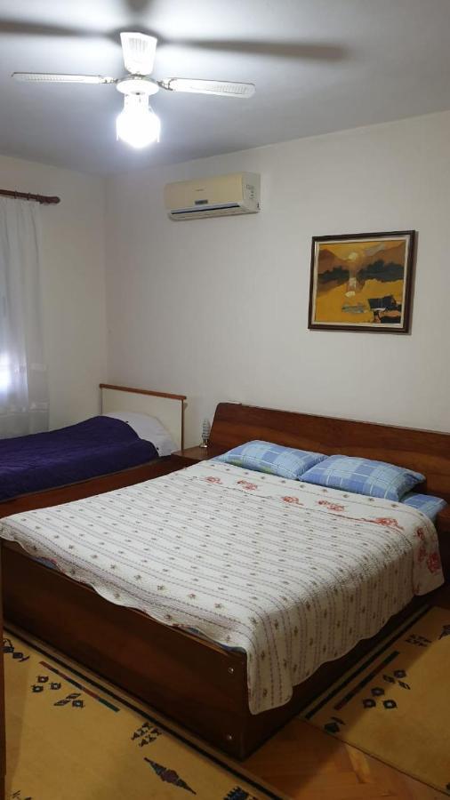 Valentina'S Apartment Tirana Zewnętrze zdjęcie